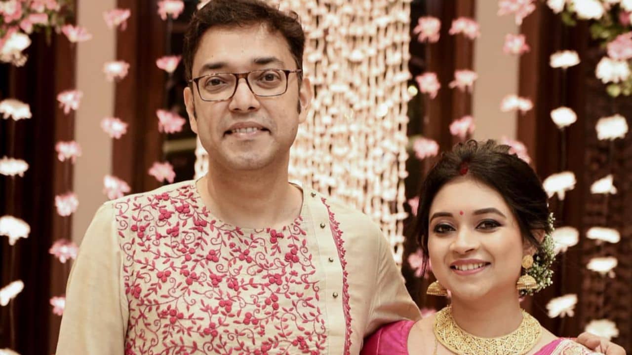 ফাগুন সন্ধেয় জুড়ল মন, বিয়ে করেই অনুপম বললেন, নতুন করে...
