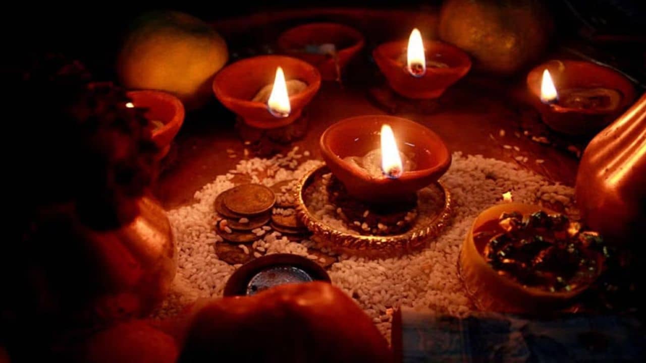 Falgun Amavasya 2024: মহাশিবরাত্রির পরেই ফাল্গুন অমাবস্যা! শুভ সময় ও রাহুকাল জানুন