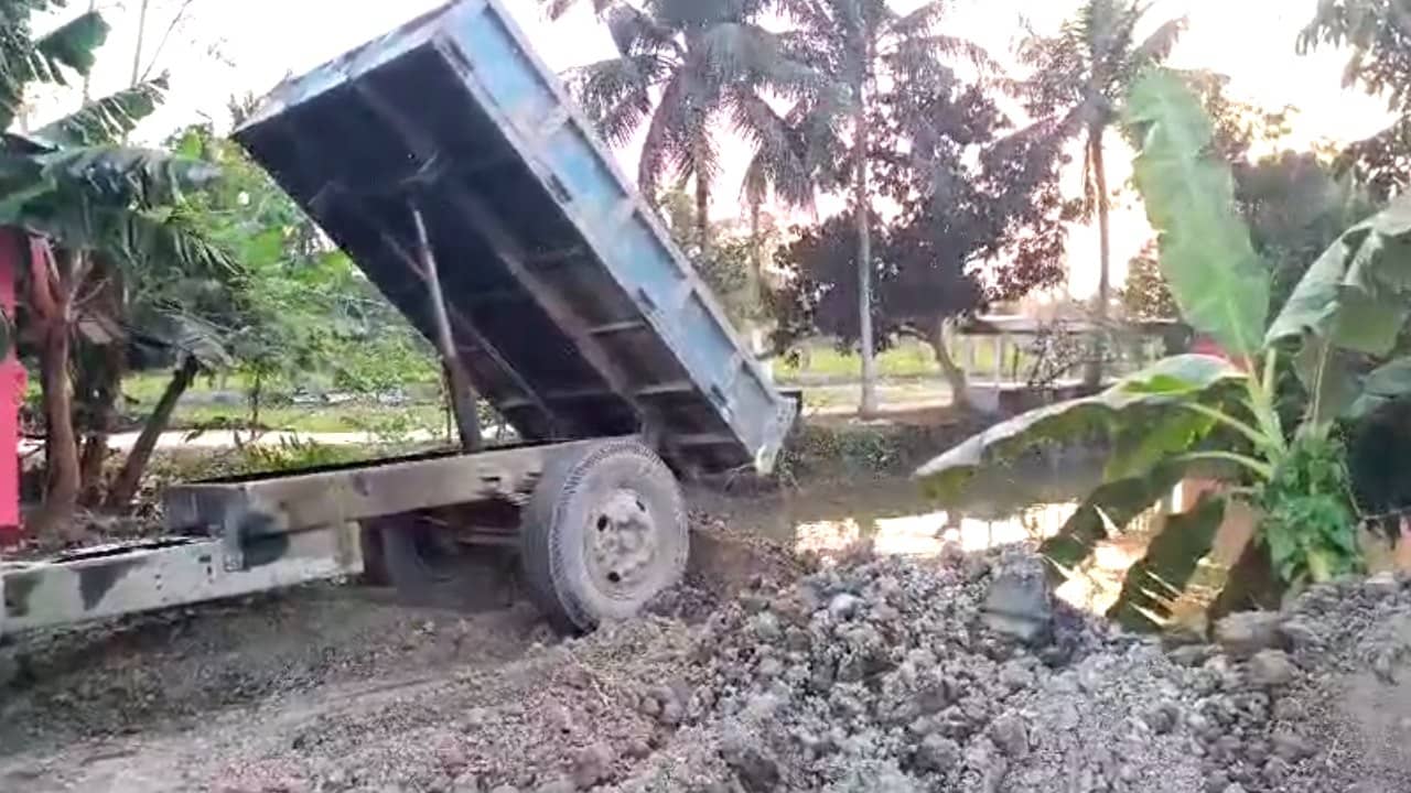 BJP attacks TMC: ‘ওরা তো পারলে গঙ্গাও ভরাট করে দেবে’, সুন্দরবনে গার্ডেনরিচের ছায়া পড়তেই আক্রমণের ঝাঁঝ বাড়াচ্ছে BJP