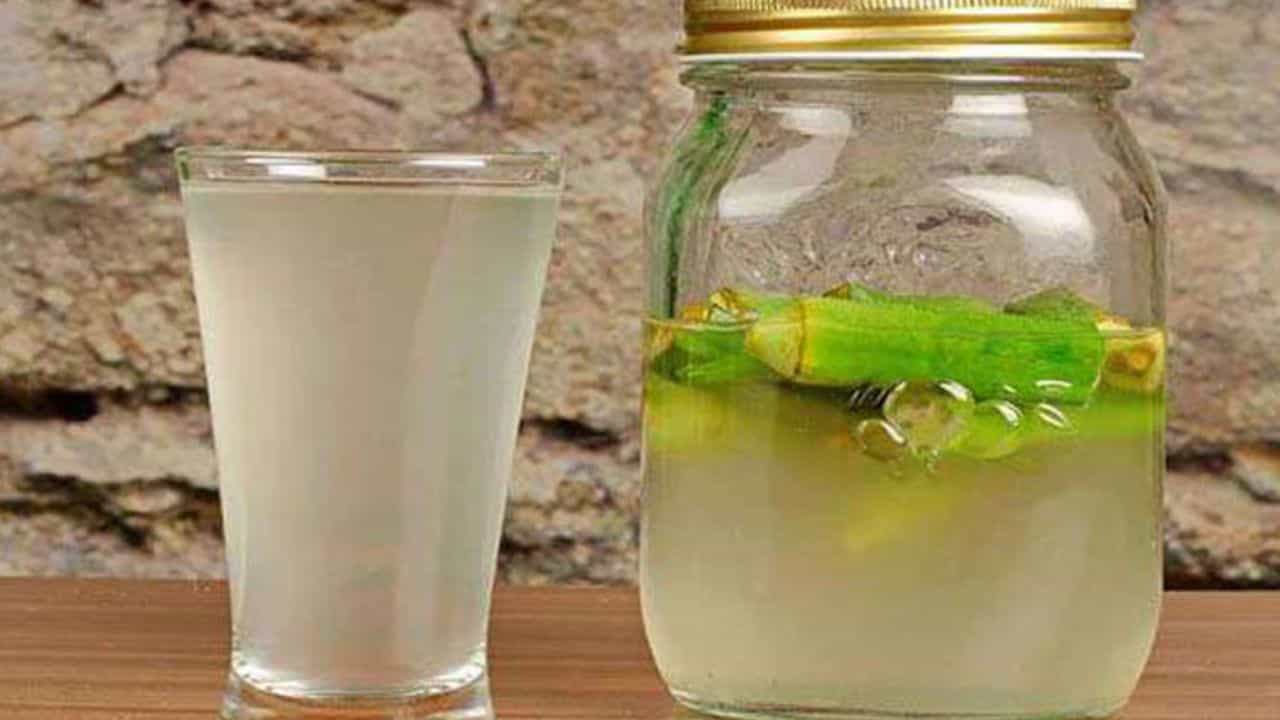 ওজন কমানোর জন্য কখনও জিরে ভেজানো জল খাচ্ছেন, আবার কখনও জলে শসা ভিজিয়ে পান করছেন। কিন্তু ওজন মেশিনের কাঁটা কি একচুল সরেছে? তলপেটের মেদ ঝরাতে এবার ঢ্যাঁড়শ ভেজানো জল খান। 