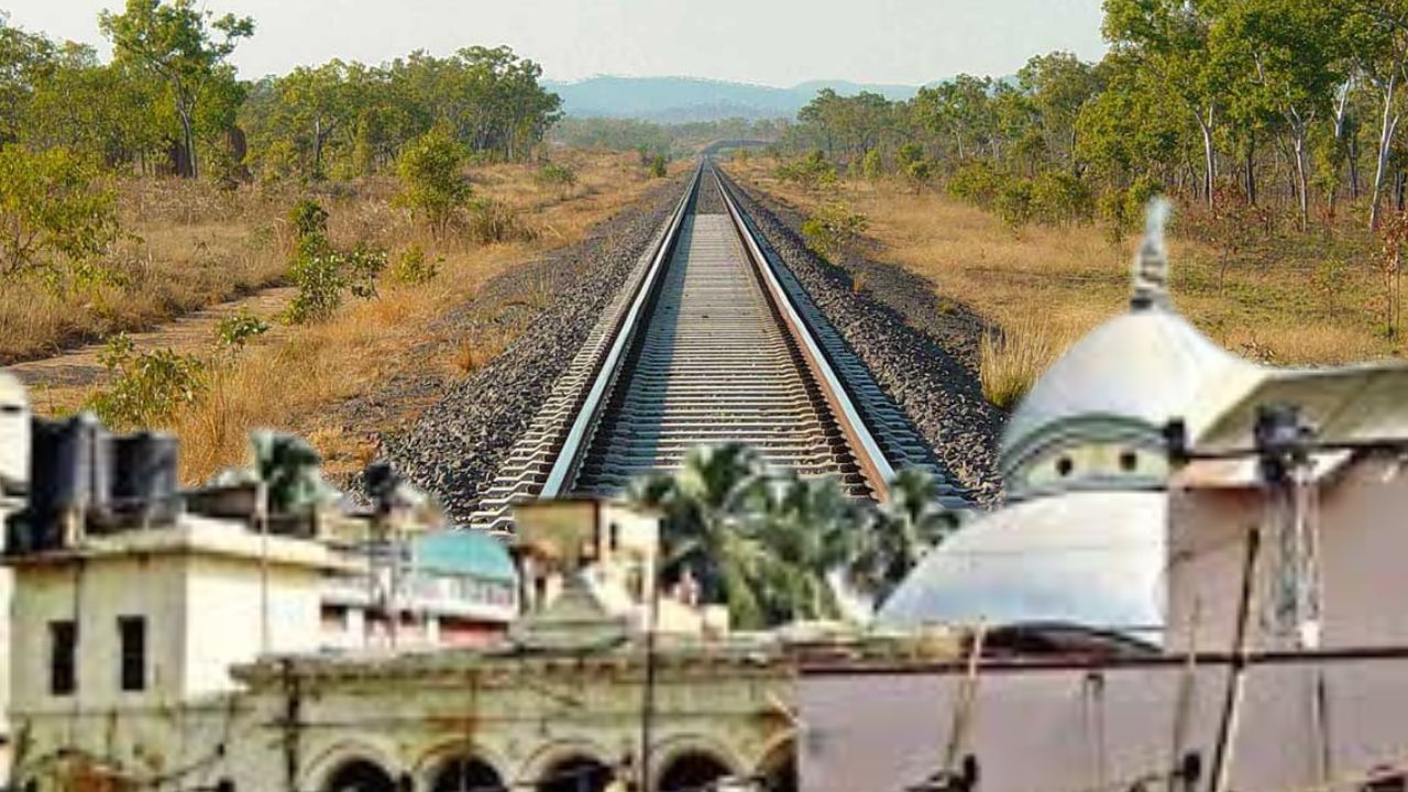 Indian Railway: শিব-তীর্থ তারকেশ্বর যাওয়ার পথে পড়বে কামারপুকুর, জয়রামবাটিও, কেন বারবার বাধা পাচ্ছে সেই রেল লাইনের কাজ?