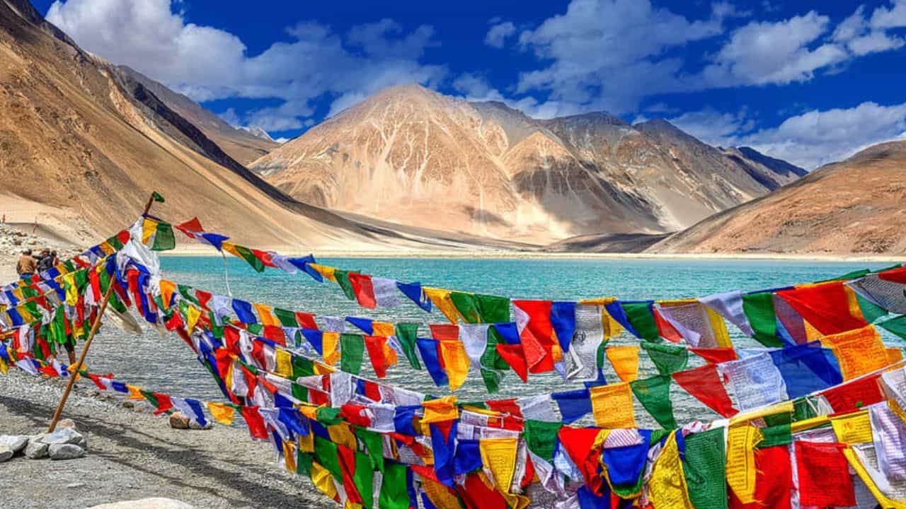 Ladakh: লাদাখ কবে পূর্ণ রাজ্যের মর্যাদা পাবে? বৈঠকে অমিত শাহ
