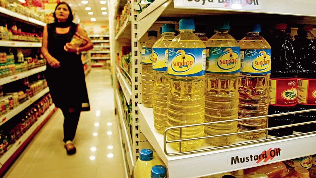 Mustard Oil Price: এবার ১০ বা ২০ টাকায় পাবেন সরিষার তেল, ২৮ কোটির চুক্তি করল এই সংস্থা Mustard Oil Price: এবার ১০ বা ২০ টাকায় পাবেন সরিষার তেল, ২৮ কোটির চুক্তি করল এই সংস্থা