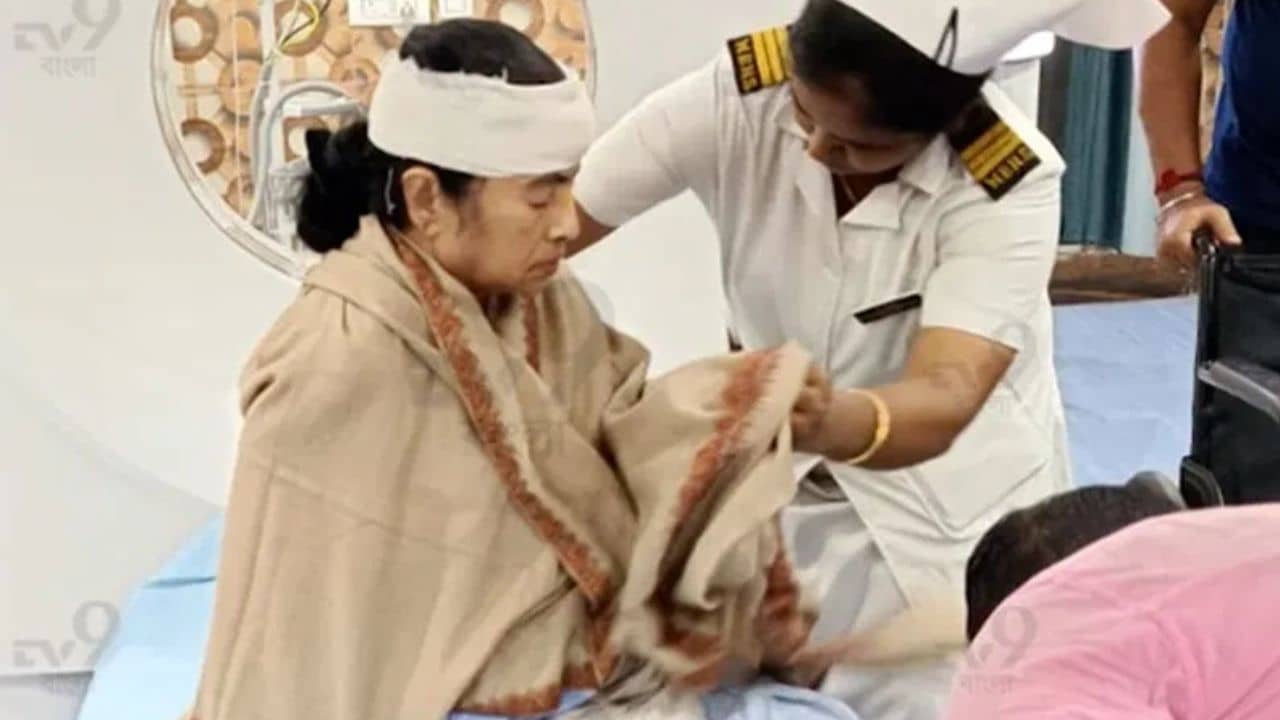 Mamata Banerjee injured: একসময় বাড়িতে যেতাম... বলব কাউকে বিশ্বাস করবেন না, মমতার আঘাত নিয়ে বলছেন রুদ্রনীল