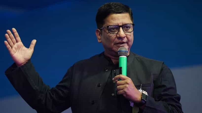 Actor & IPS Prasun Banerjee: স্বেচ্ছাবসর পুলিশকর্তা প্রসূন বন্দ্যোপাধ্যায়ের, তারকা-আইপিএস এবার রাজনীতিতে?
