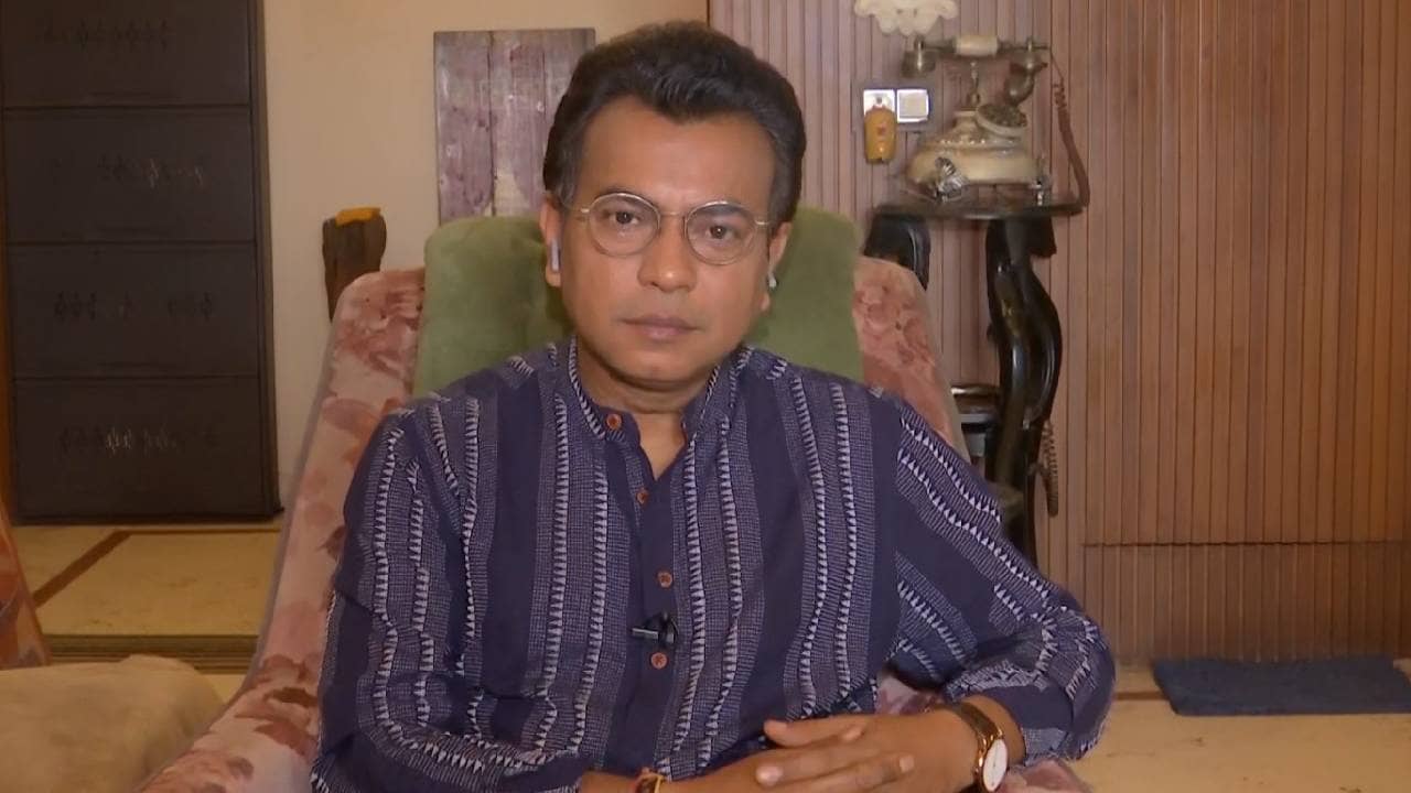 Rudraneel Ghosh: নিষ্কৃতি চাইলেন রুদ্রনীল ঘোষ, একের পর এক হোয়াটসঅ্যাপ গ্রুপ লেফট