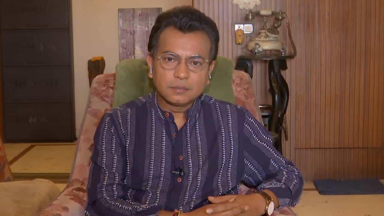Rudraneel Ghosh: 'নিষ্কৃতি' চাইলেন রুদ্রনীল ঘোষ, একের পর এক হোয়াটসঅ্যাপ গ্রুপ 'লেফট' Rudraneel Ghosh: 'নিষ্কৃতি' চাইলেন রুদ্রনীল ঘোষ, একের পর এক হোয়াটসঅ্যাপ গ্রুপ 'লেফট'