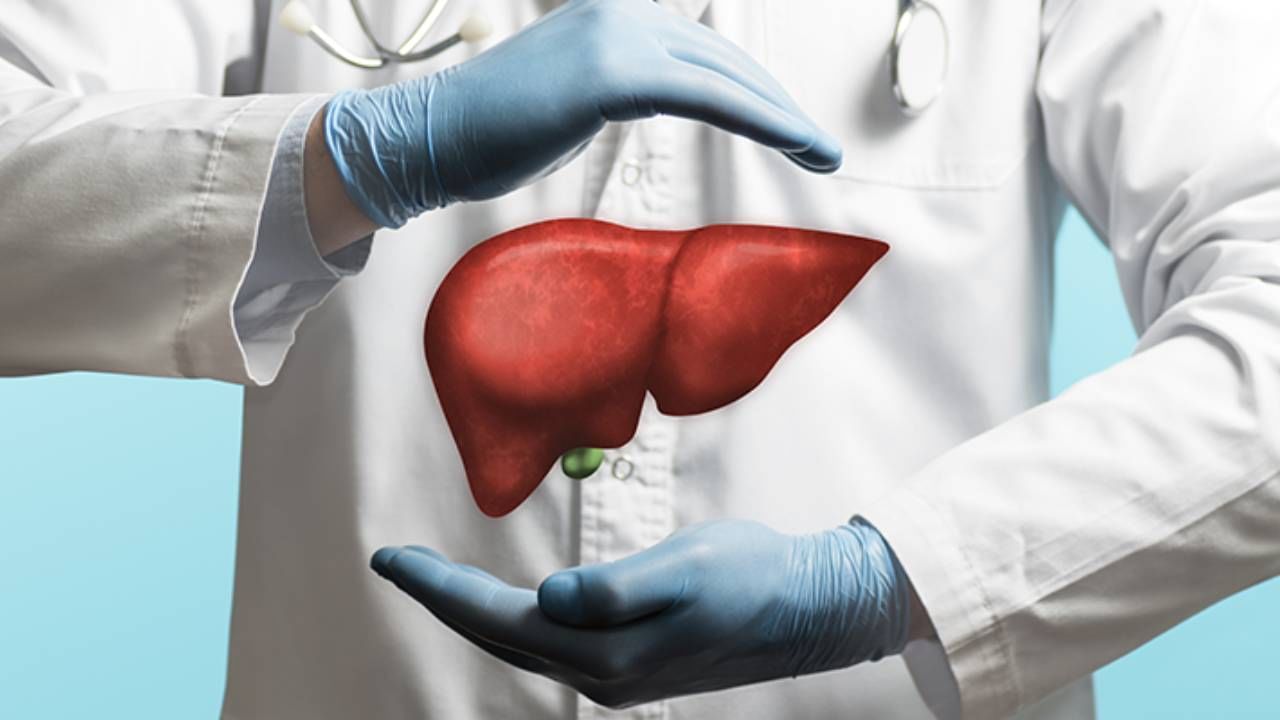 সুস্থ শরীরের জন্য লিভার বা যকৃত ভালো রাখা একান্ত আবশ্যক। একাধিক শারীরবৃত্তীয় প্রক্রিয়ায় যকৃত গুরুত্বপূর্ণ ভূমিকা পালন করে। এই সব খাবার যকৃতকে ভালো রাখে। 