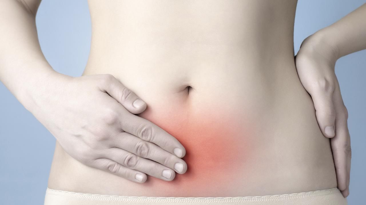 তবে অতিরিক্ত ব্যথা হলেও এড়িয়ে যান কিছু মহিলা। ব্যথার ওষুধ খেয়ে বা গরম শেক দিয়ে কমিয়ে ফেলেন। কিন্তু শরীরে কোন রোগ বাসা বাঁধছে জানেন?