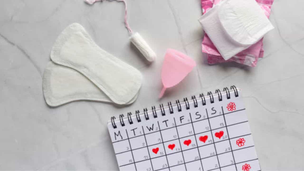 Postpone Periods: পিরিয়ডের ডেট পিছিয়ে দিতে চান? ওষুধ ছেড়ে প্রাকৃতিক উপাদানের সাহায্য নিন Postpone Periods: পিরিয়ডের ডেট পিছিয়ে দিতে চান? ওষুধ ছেড়ে প্রাকৃতিক উপাদানের সাহায্য নিন