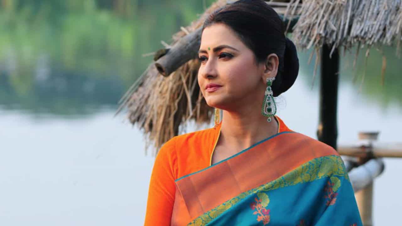 এই নায়কের জন্য আজও 'সিঙ্গল' তৃণমূল প্রার্থী রচনা বন্দ্যোপাধ্যায়! এই নায়কের জন্য আজও 'সিঙ্গল' তৃণমূল প্রার্থী রচনা বন্দ্যোপাধ্যায়!