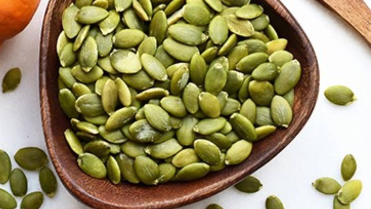 পুষ্টিবিদ নমামি আগরওয়াল সম্প্রতি একটি ইনস্টাগ্রাম ভিডিয়োয় এ রকমই এক জিনিসের সন্ধান দিয়েছেন, যা আপনার মস্তিষ্ককে রাখবে সচল এবং এর কর্মক্ষমতা বাড়াবে।