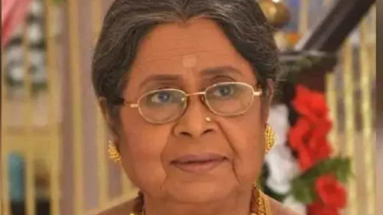 'হাসপাতালে দেখা করতে যাননি মেয়ে', মৃত্যুকে জয় করে বাড়ি ফিরে TV9 বাংলাকে কী বললেন বাসন্তী? 'হাসপাতালে দেখা করতে যাননি মেয়ে', মৃত্যুকে জয় করে বাড়ি ফিরে TV9 বাংলাকে কী বললেন বাসন্তী?