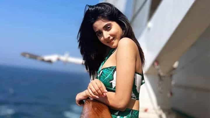 Debchandrima Singh Roy: ভালবাসা থাকলেই, ভালবাসায় ভরিয়ে দেবেন দেবচন্দ্রিমা, পাত্র খুঁজছেন? Debchandrima Singh Roy: ভালবাসা থাকলেই, ভালবাসায় ভরিয়ে দেবেন দেবচন্দ্রিমা, পাত্র খুঁজছেন?