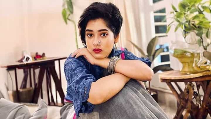 Ditipriya Roy: সদ্য প্রেমে পড়েছেন অভিনেত্রী, আর তাতেই হয়েছে বিপত্তি! Ditipriya Roy: সদ্য প্রেমে পড়েছেন অভিনেত্রী, আর তাতেই হয়েছে বিপত্তি!