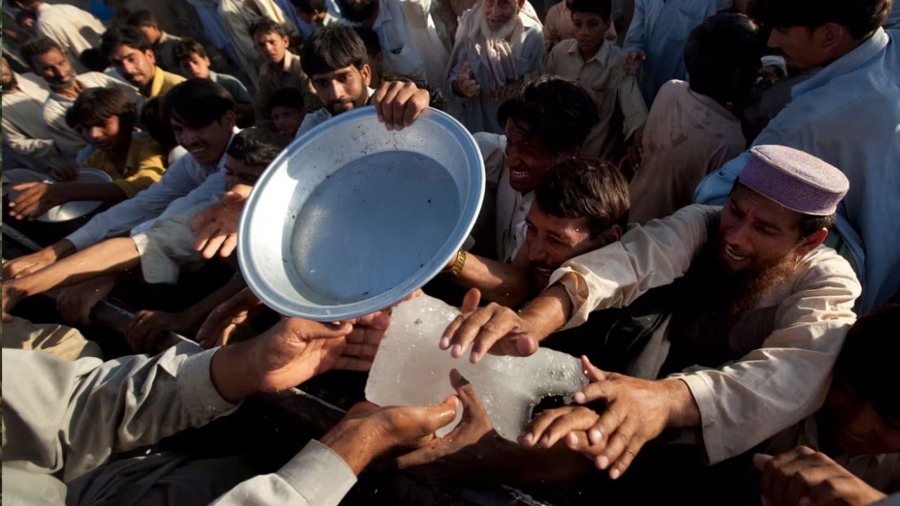 Economic Crisis in Pakistan: এক কোটির বেশি মানুষ চলে যেতে পারে দারিদ্রসীমার নিচে, ভয় বাড়ছে পাকিস্তানে