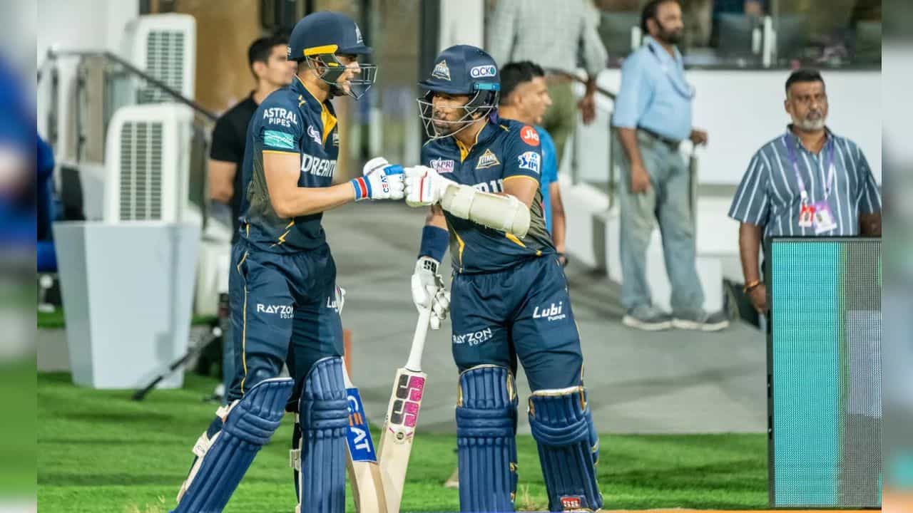 GT vs DC: ঋদ্ধি-মিলার ফিরলেন, তারকা ব্যাটারকে পাচ্ছে না পন্থের দিল্লি GT vs DC: ঋদ্ধি-মিলার ফিরলেন, তারকা ব্যাটারকে পাচ্ছে না পন্থের দিল্লি