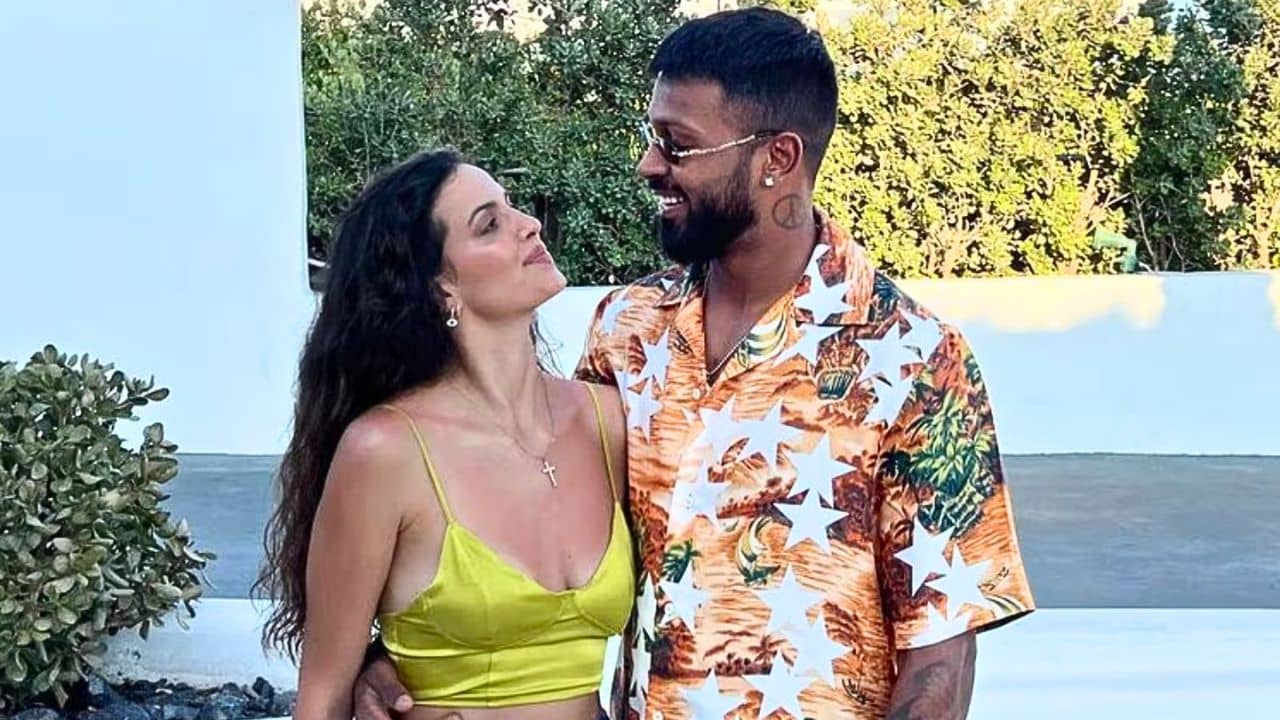 Hardik Pandya: কোথায় গেলেন মুম্বইয়ের রানি? হার্দিকের খারাপ সময়ে পাশে নেই নাতাশা!