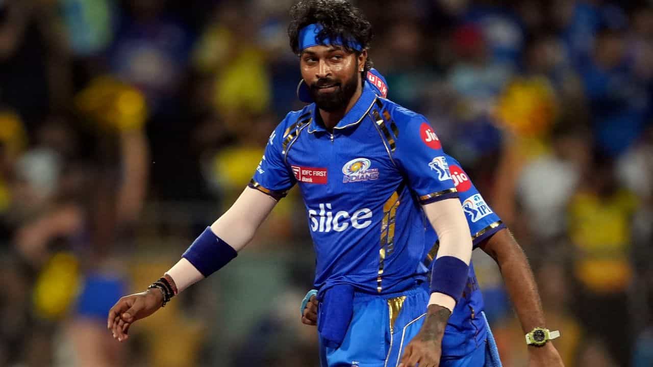 Hardik Pandya: হাসি দিয়ে কী লুকোতে চেয়েছেন হার্দিক পান্ডিয়া? কৌতুহলী KP Hardik Pandya: হাসি দিয়ে কী লুকোতে চেয়েছেন হার্দিক পান্ডিয়া? কৌতুহলী KP
