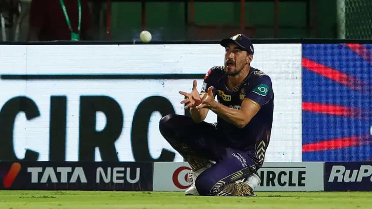 Mitchell Starc: উইকেটের খাতা খুলে কী বলছেন ২৫ কোটির মিচেল স্টার্ক? Mitchell Starc: উইকেটের খাতা খুলে কী বলছেন ২৫ কোটির মিচেল স্টার্ক?