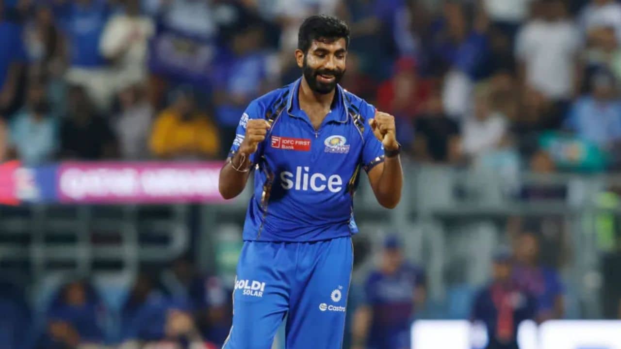Jasprit Bumrah: বুমরা একদিকে, বাকিরা..., জসপ্রীতে মুগ্ধ জাহির খান