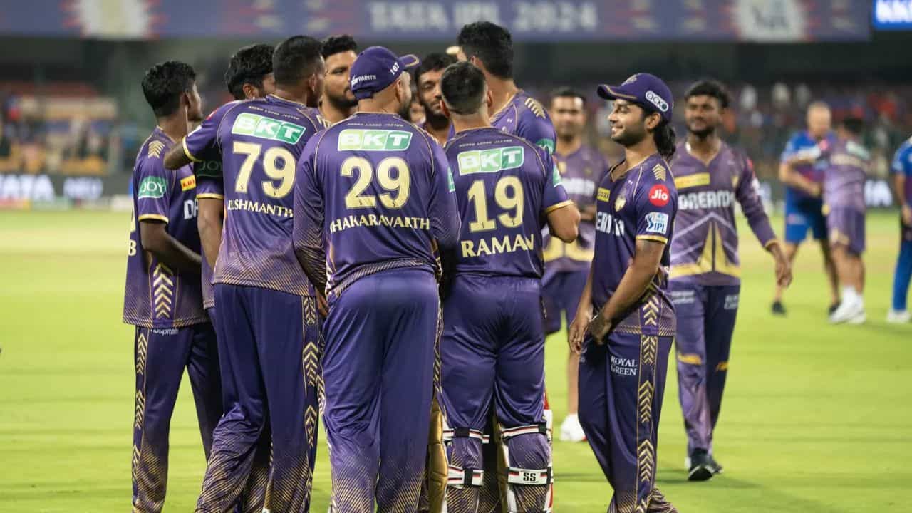 KKR, IPL 2024: বাঙালির নতুন বছরে ইডেনে নেই কেকেআর? গম্ভীরের টিমকে নিয়ে হঠাৎই সংশয় KKR, IPL 2024: বাঙালির নতুন বছরে ইডেনে নেই কেকেআর? গম্ভীরের টিমকে নিয়ে হঠাৎই সংশয়