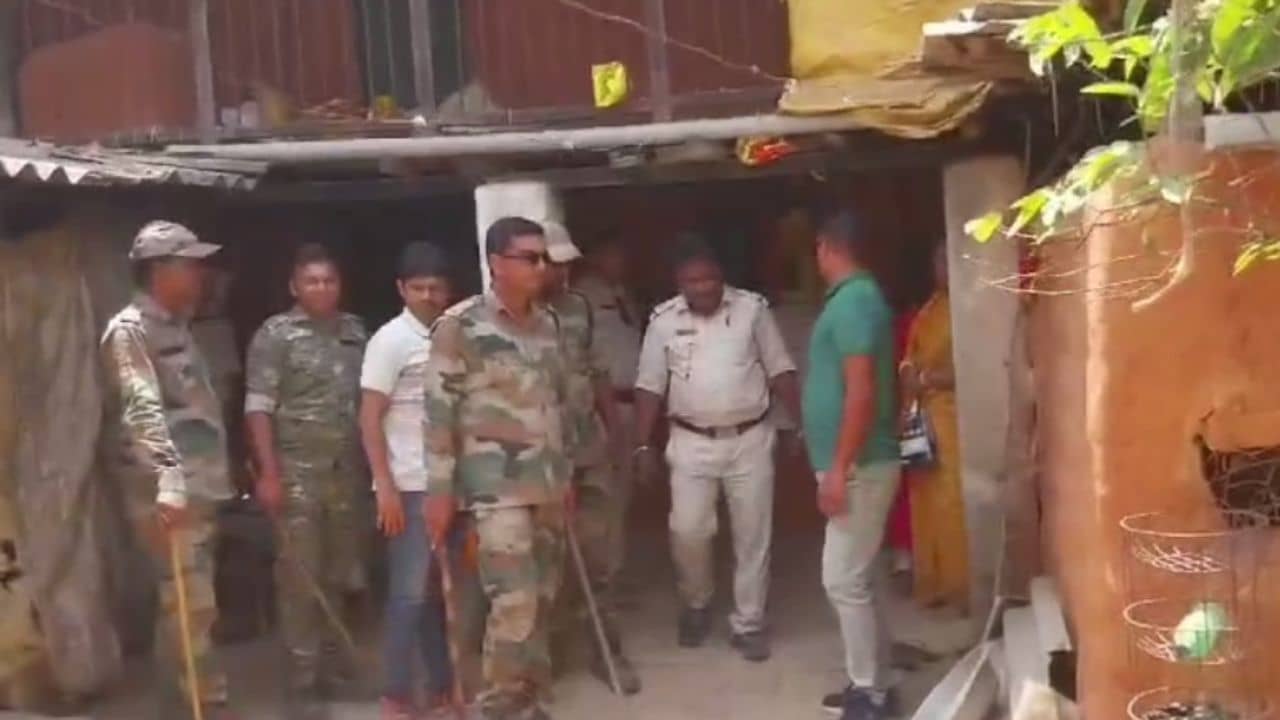 Kalna: সুদের টাকা ফেরত দেওয়া নিয়ে বচসা, খুন মা ও মেয়ে