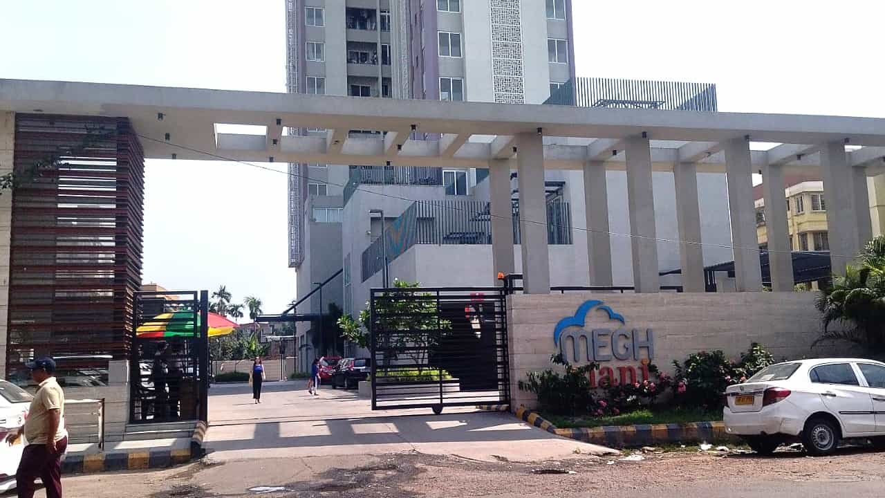 Kolkata: কসবায় ২৫ তলা বিল্ডিং থেকে ‘ঝাঁপ’ ১৯ বছরের ছাত্রীর, মৃত্যু ঘিরে বাড়ছে রহস্য Kolkata: কসবায় ২৫ তলা বিল্ডিং থেকে ‘ঝাঁপ’ ১৯ বছরের ছাত্রীর, মৃত্যু ঘিরে বাড়ছে রহস্য