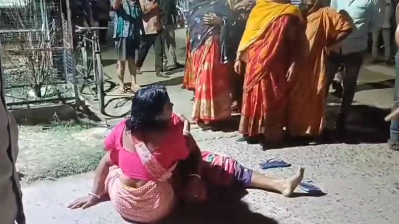 Bike Accident: গতিতেই সব শেষ! রাতের কাটোয়ায় ঝরে গেল ৩ তরতাজা প্রাণ