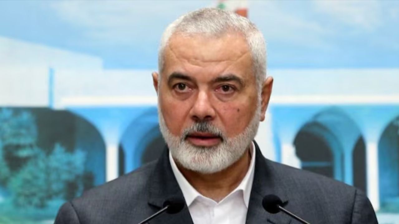 Hamas: ইন্টারভিউয়ের মাঝে হামাস নেতা খবর পেলেন, এয়ার স্ট্রাইকে ছেলেপুলে, নাতি-নাতনিকে উড়িয়ে দিয়েছে ইজরায়েল