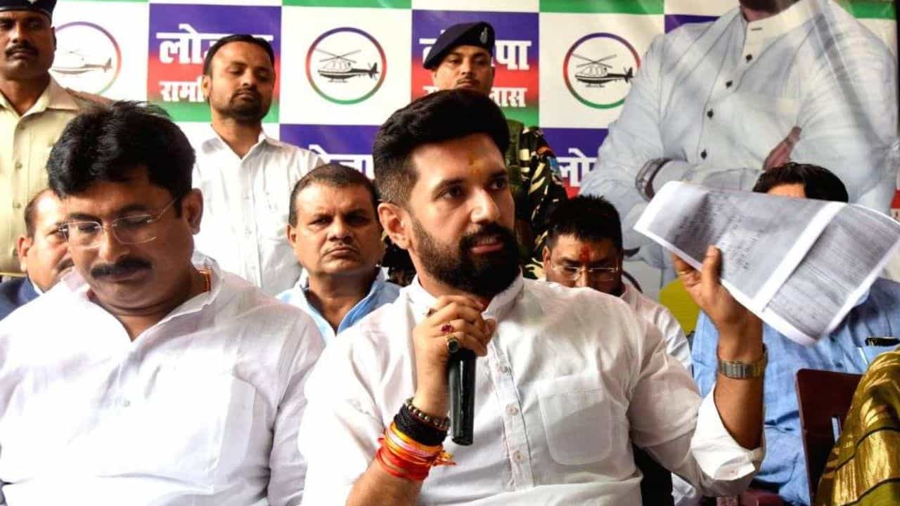 ভোটের মুখেই বড় ধাক্কা NDA-তে, দল থেকে ইস্তফা ২২ নেতার, সমর্থন করবেন INDIA-কে ভোটের মুখেই বড় ধাক্কা NDA-তে, দল থেকে ইস্তফা ২২ নেতার, সমর্থন করবেন INDIA-কে
