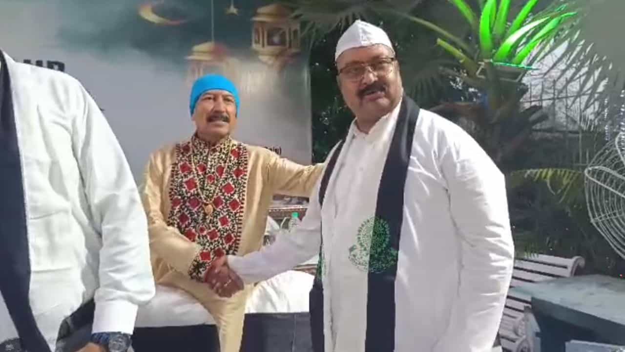 TMC: 'দিদিমণির সঙ্গেই সারাজীবন থাকব...', প্রসূনের পাশে থেকে বলে দিলেন বাবুন TMC: 'দিদিমণির সঙ্গেই সারাজীবন থাকব...', প্রসূনের পাশে থেকে বলে দিলেন বাবুন