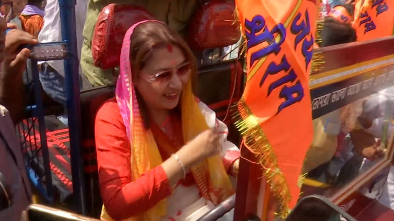 Ram Navami: বীরভূমে রামনবমীর মিছিলে শতাব্দী, কোন সমীকরণ বাধ্য করছে শাসককে?