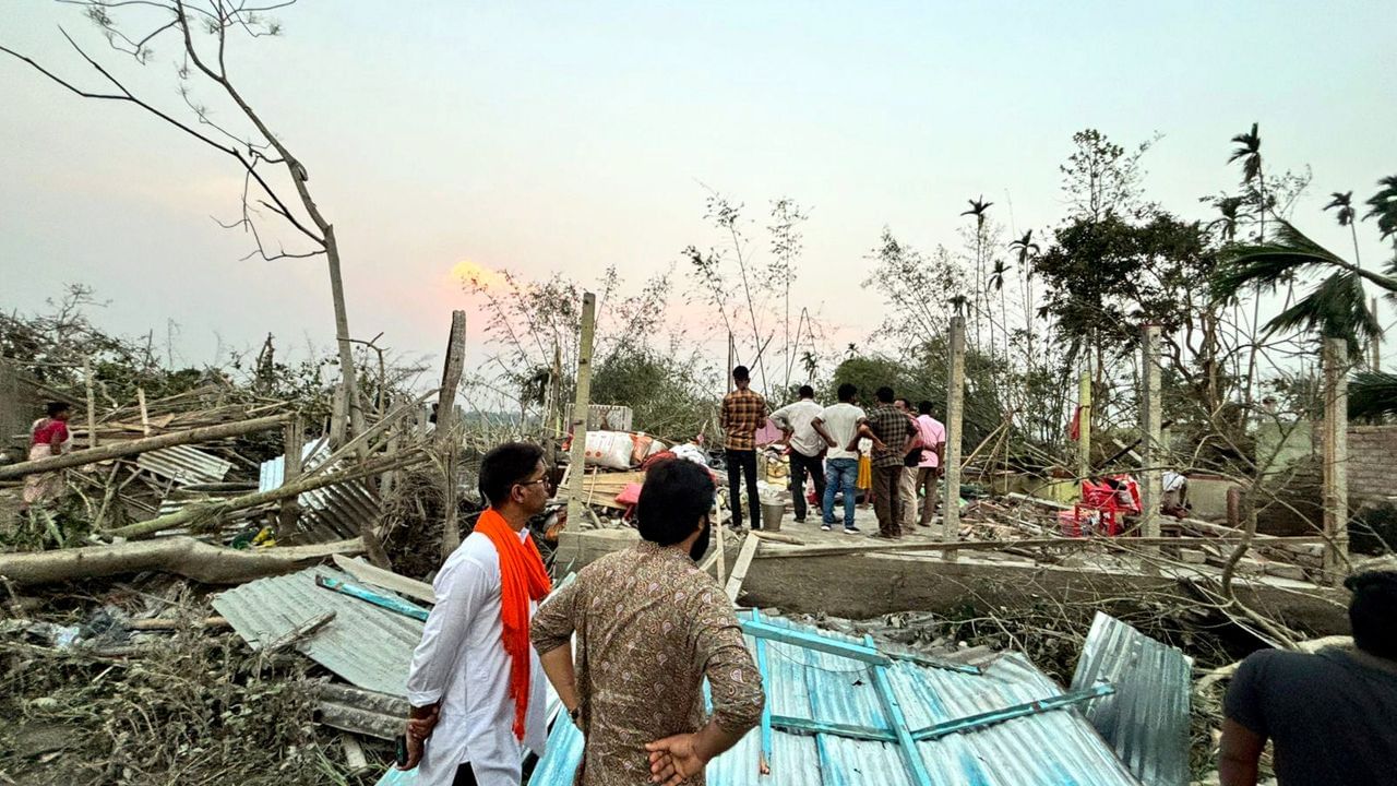 Weather Forecast: কালবৈশাখীর নাচন দেখেছে উত্তরবঙ্গ, আজও কি বাংলা লন্ডভন্ড করবে? কী বলছে হাওয়া অফিস