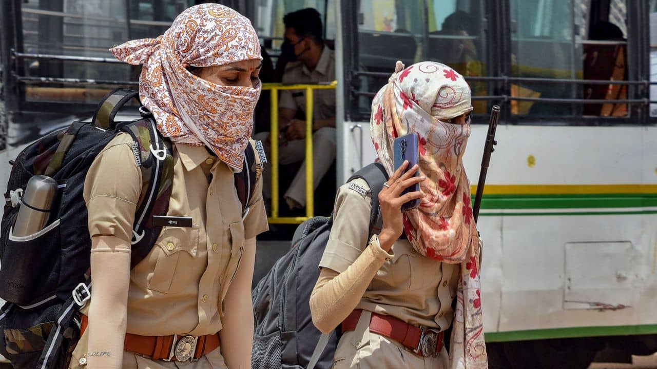 Weather Update: গরমে জ্বলবে শরীর, অন্তত এই সপ্তাহে তো বৃষ্টির কোনও সম্ভাবনাই নেই