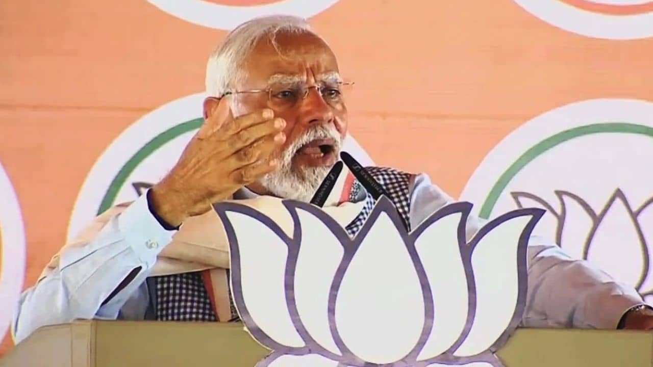PM Narendra Modi: ১৫ দিন ধরে ভিতরে ঝড় চলছে, ইন্ডিয়া জোটের নেতারা কেন প্রচারে নেই, আসল কথা ফাঁস করে দিলেন প্রধানমন্ত্রী নিজেই