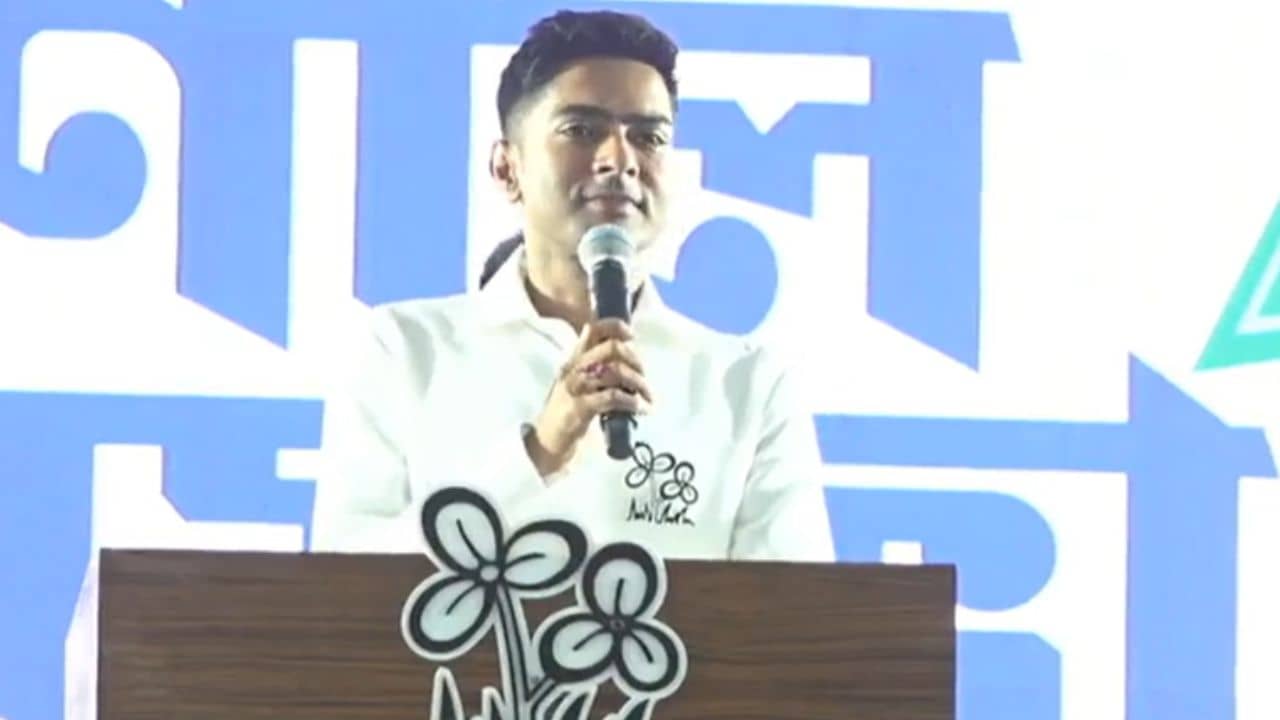 Abhishek Banerjee: প্রার্থী খুঁজতে তো দেড় মাস সময় লেগে গেল, ডায়মন্ড হারবার থেকে বিজেপিকে একের পর এক খোঁচা অভিষেকের