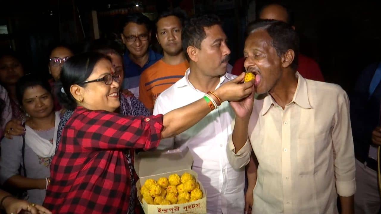 Coochbehar: নিশীথের জয় নিয়ে নিশ্চিত বিজেপি, ওদিকে তৃণমূল বিজয় মিছিলও করে ফেলল...