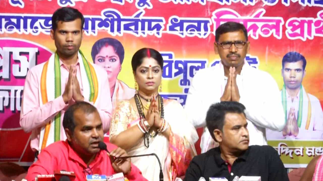 Matua: মতুয়াগড়ে এবার নতুন খেলা, আলাদা প্রার্থী ঘোষণা তিন কেন্দ্রে Matua: মতুয়াগড়ে এবার নতুন খেলা, আলাদা প্রার্থী ঘোষণা তিন কেন্দ্রে