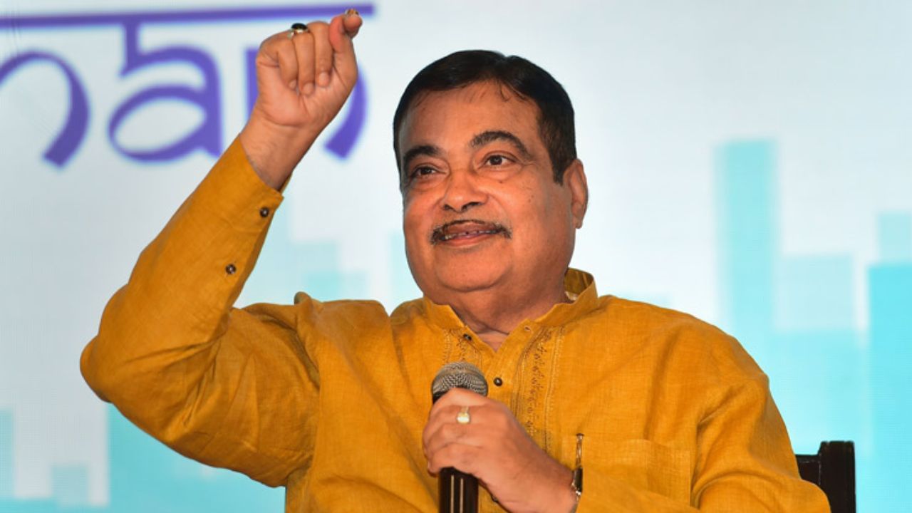 Nitin Gadkari: পেট্রোল-ডিজেলের গাড়ি কি উঠে যাবে দেশ থেকে? তাৎপর্যপূর্ণ জবাব গড়কড়ির