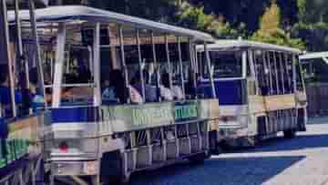 Tram Accident: যাত্রীবোঝাই ট্রাম উল্টে গেল গার্ড রেলে ধাক্কা মেরে, আহত ১৫