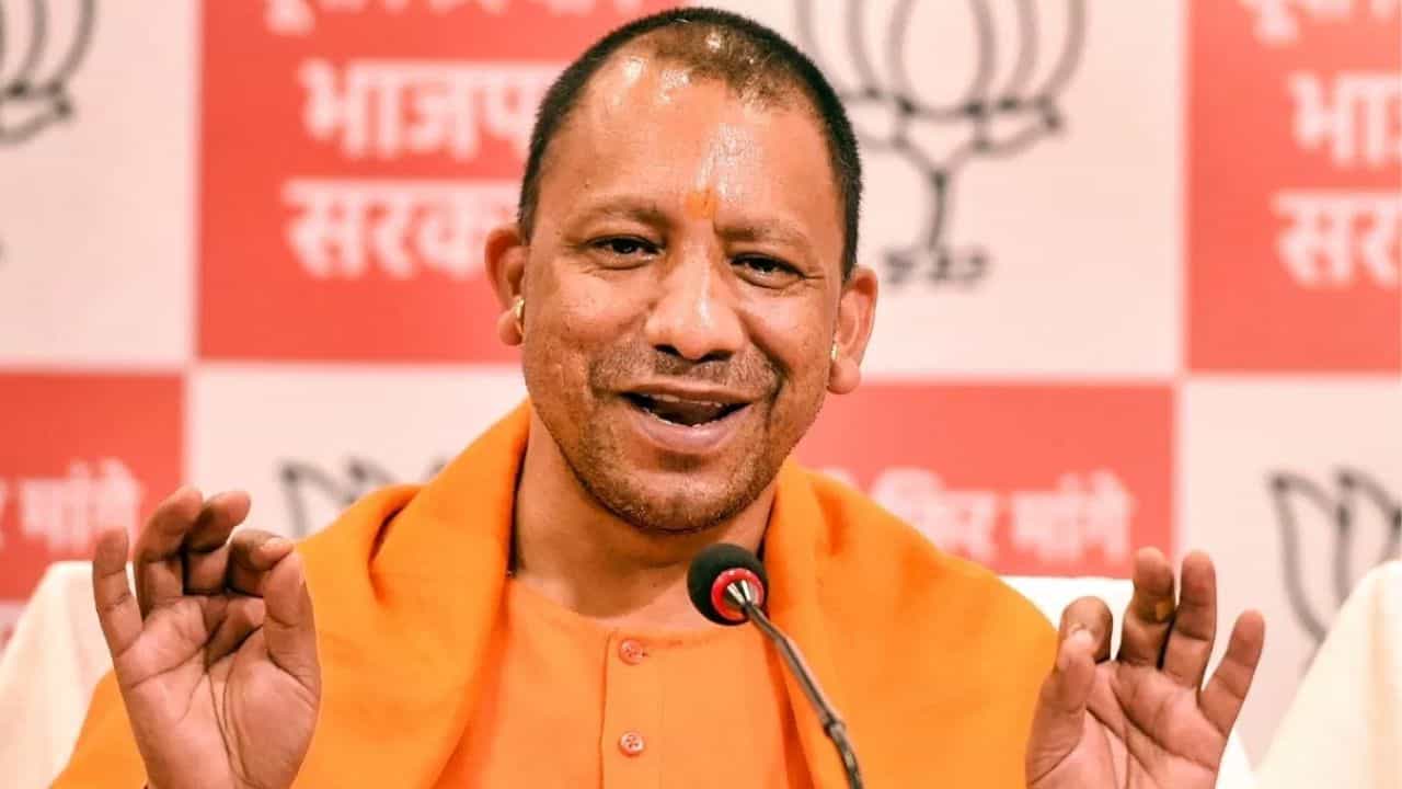 Yogi Adityanath: ভোটপ্রচারে এবার বাংলায় যোগী আদিত্যনাথ, একইদিনে আসছেন শাহ Yogi Adityanath: ভোটপ্রচারে এবার বাংলায় যোগী আদিত্যনাথ, একইদিনে আসছেন শাহ