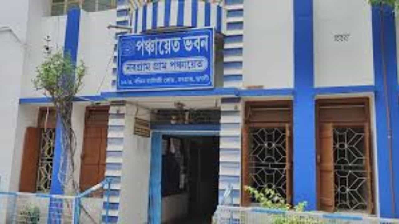 Hooghly: নির্মাণ কাজের সময়ে পাঁচিল ধসে মৃত্যু শ্রমিকের, আহত আরও ২ Hooghly: নির্মাণ কাজের সময়ে পাঁচিল ধসে মৃত্যু শ্রমিকের, আহত আরও ২