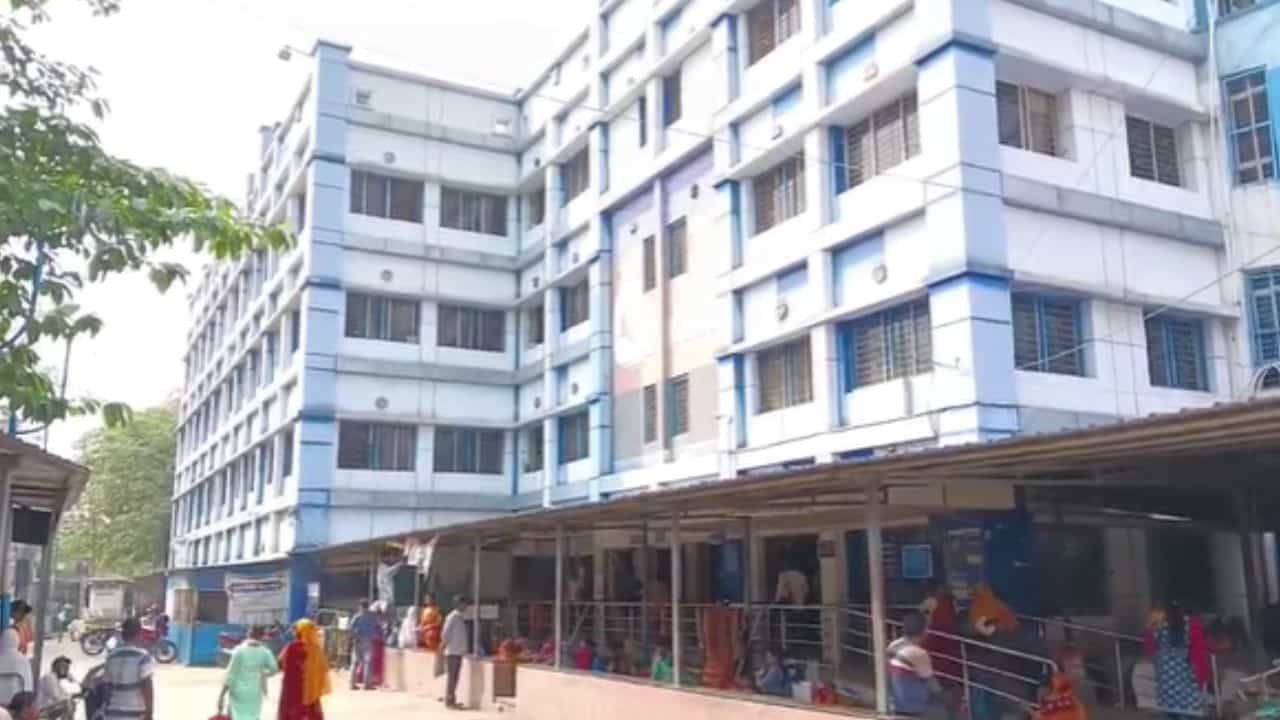 Minor Physically Harassent: নববর্ষের দিন ঠান্ডা পানীয়র সঙ্গে মাদক খাইয়ে নাবালিকাকে গণধর্ষণের অভিযোগ, গ্রেফতার ৩ Minor Physically Harassent: নববর্ষের দিন ঠান্ডা পানীয়র সঙ্গে মাদক খাইয়ে নাবালিকাকে গণধর্ষণের অভিযোগ, গ্রেফতার ৩