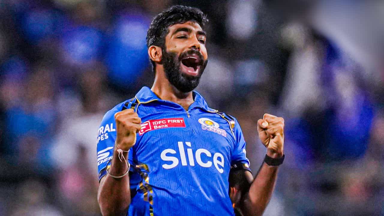 Jasprit Bumrah: পেস বোলিংয়ের প্রফেসর, কবে কলেজ খুলছেন জসপ্রীত বুমরা? Jasprit Bumrah: পেস বোলিংয়ের প্রফেসর, কবে কলেজ খুলছেন জসপ্রীত বুমরা?