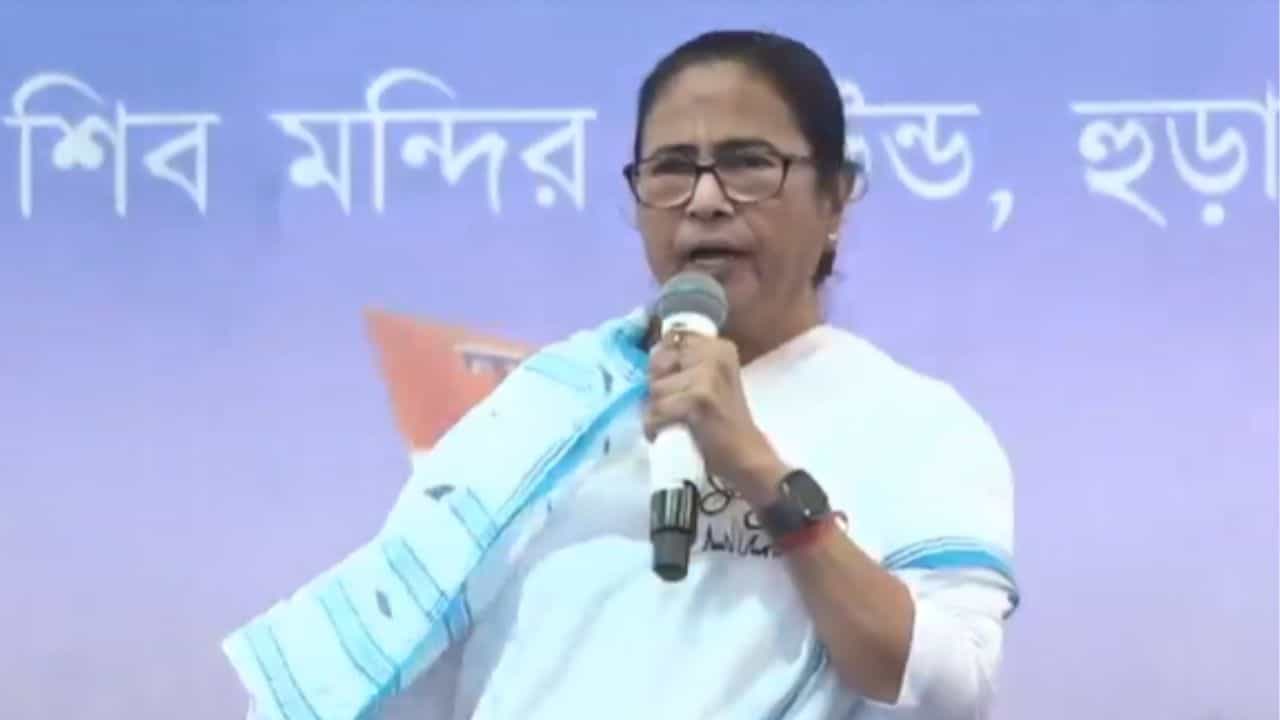 BJP on Mamata Banerjee: 'মহিলা মুখ্যমন্ত্রীর ভাষা এত নিম্নরুচির', এক্স হ্যান্ডেলে সরব বিজেপি BJP on Mamata Banerjee: 'মহিলা মুখ্যমন্ত্রীর ভাষা এত নিম্নরুচির', এক্স হ্যান্ডেলে সরব বিজেপি