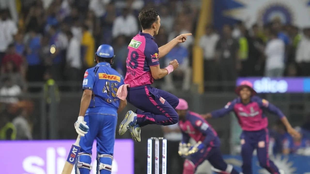 Rohit Sharma: বোল্ট বিদ্যুতে ওয়াংখেড়ে স্তব্ধ, রোহিত সহ তিন গোল্ডেন ডাক...!