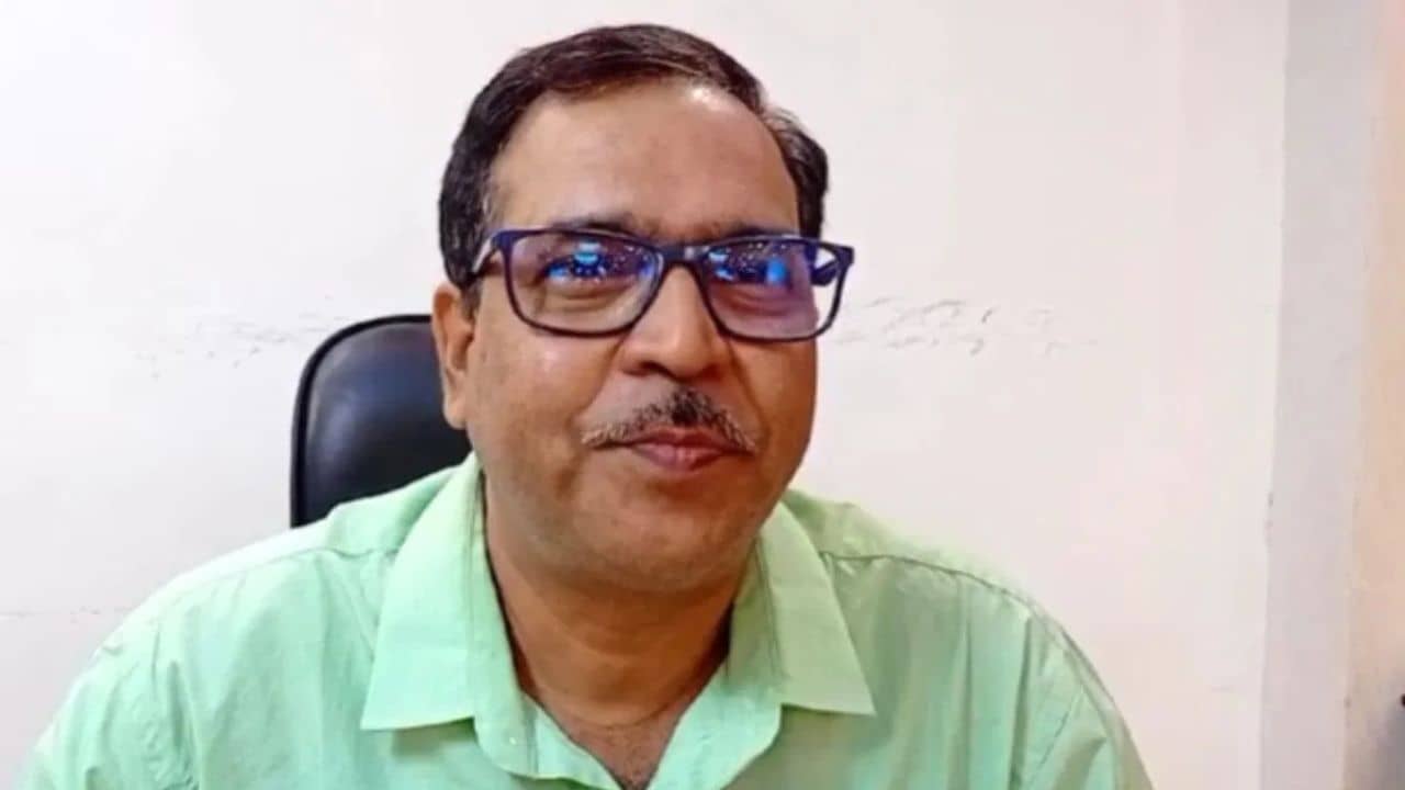 Gourbanga University: রাজ্য-রাজ্যপাল সংঘাতে টুইস্ট, অপসারিত উপাচার্যই করবেন কাজ, সিদ্ধান্ত কর্মসমিতির বৈঠকে