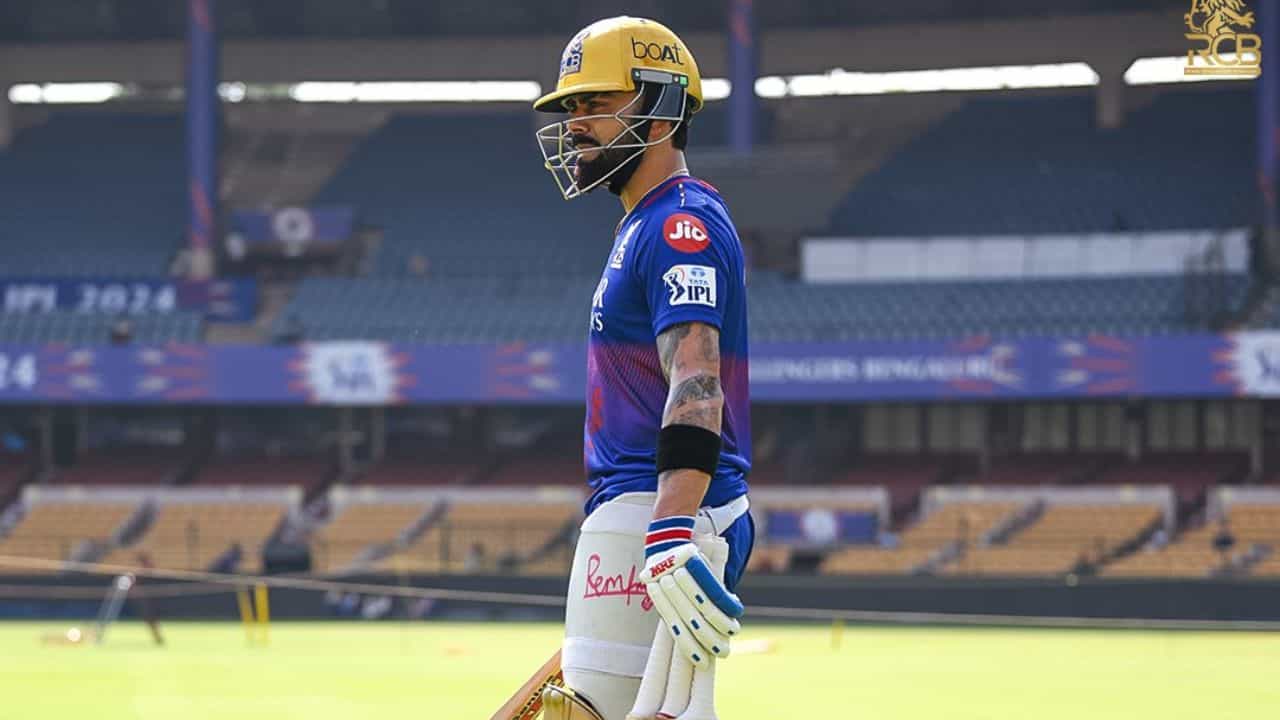 Rahul on Kohli ভিডিয়ো: লোকেশ রাহুল RCB-তে সই করতে যাওয়ায় কী বলেছিলেন বিরাট কোহলি? Rahul on Kohli ভিডিয়ো: লোকেশ রাহুল RCB-তে সই করতে যাওয়ায় কী বলেছিলেন বিরাট কোহলি?