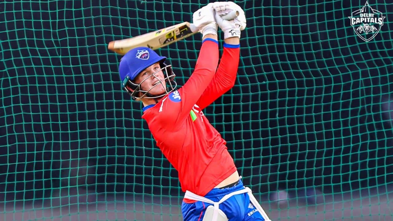 DC vs GT: অভিষেক IPL-এ ঝড় তুলেছেন, বিশ্বকাপে ডাক পাবেন DC-র তরুণ!